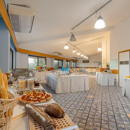 Club Baiaverde Tatil parkı 3*
